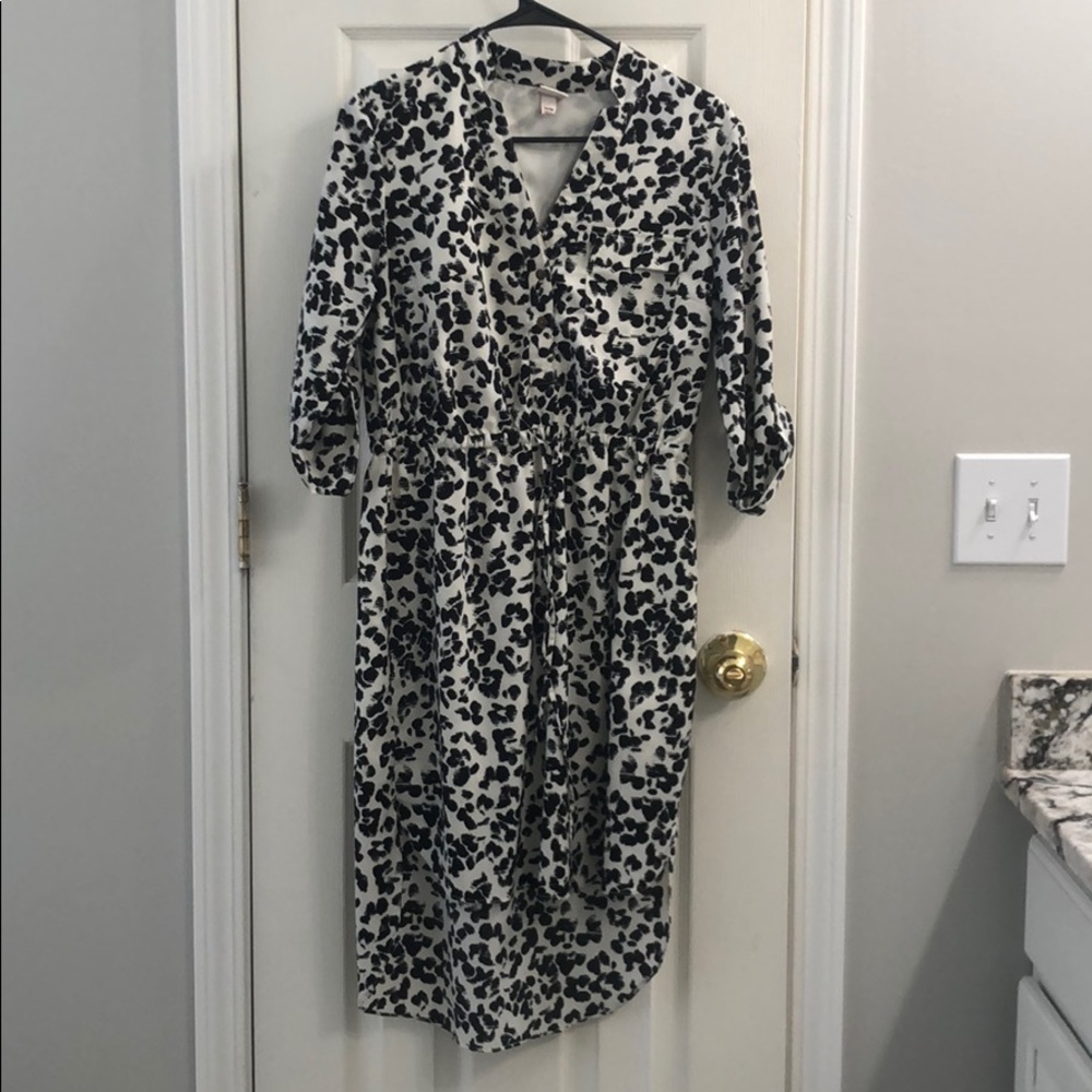 Black and white dress
